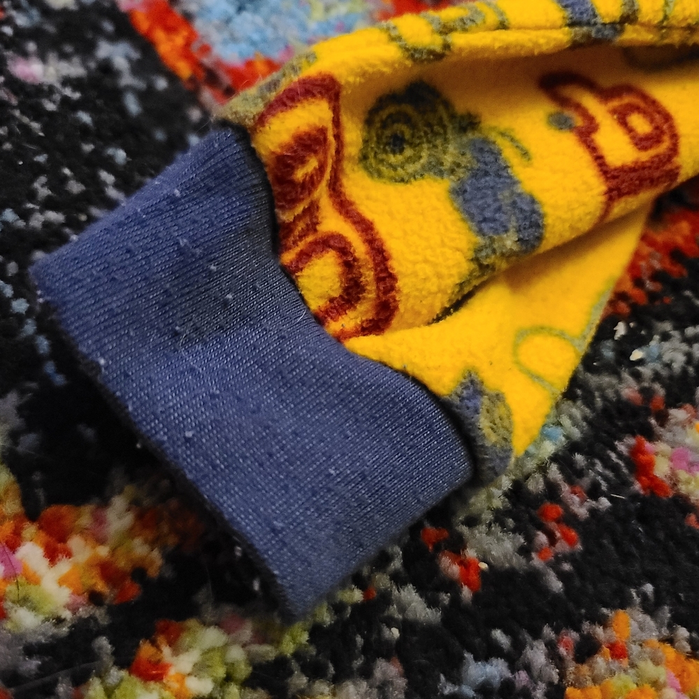 🆓️18mo Footie Pajamas🆓️ - Picture 3 of 4